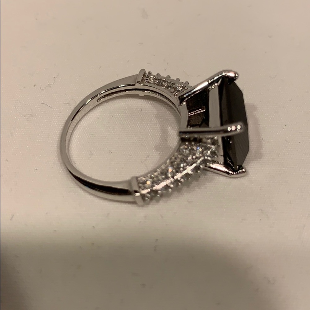 Silver/ Onyx Ring - image 2